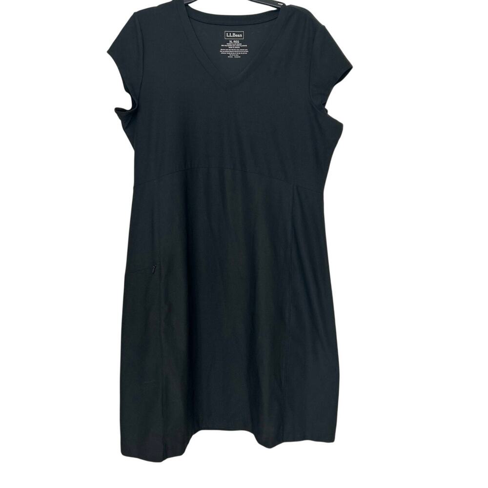 L.L. Bean XL Active Dress Stretch V Neck Short Sleeve Performance Outdoor